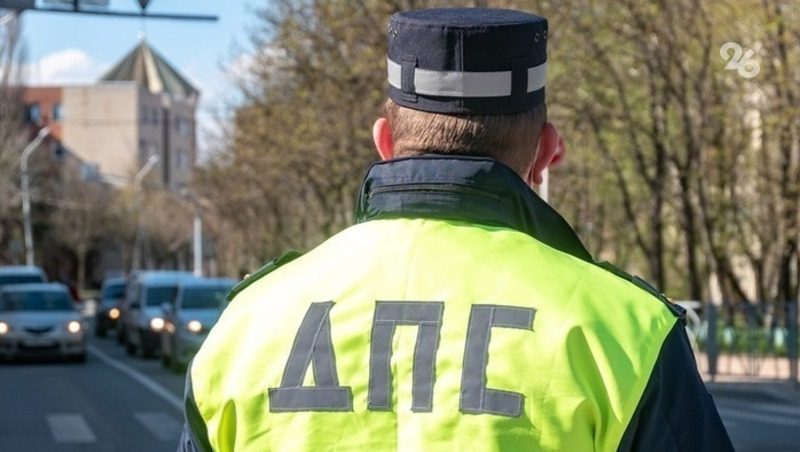Неизвестный сбил женщину в селе на Ставрополье и скрылся с места аварии 