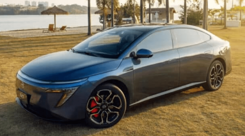 Nissan готовит новую глобальную модель: это дешевый электрический седан N7