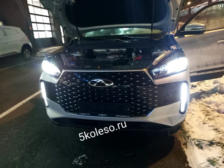 Новый Chery Tiggo 4 с «механикой» появился у дилеров: надежный атмосферный мотор и цена как у «Лады»