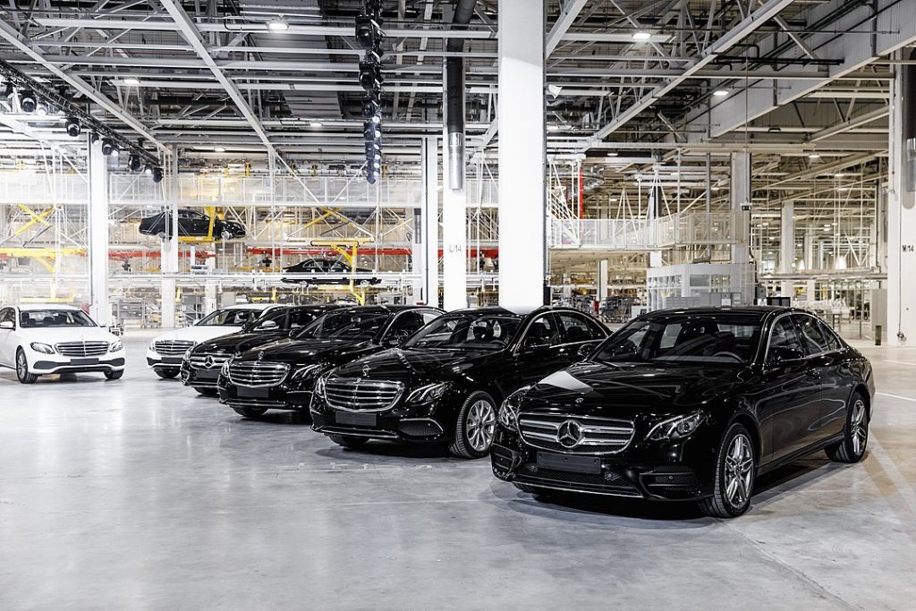 Откуда в Россию везут немецкие автомобили? Раскрыты главные каналы поставок «серого» импорта