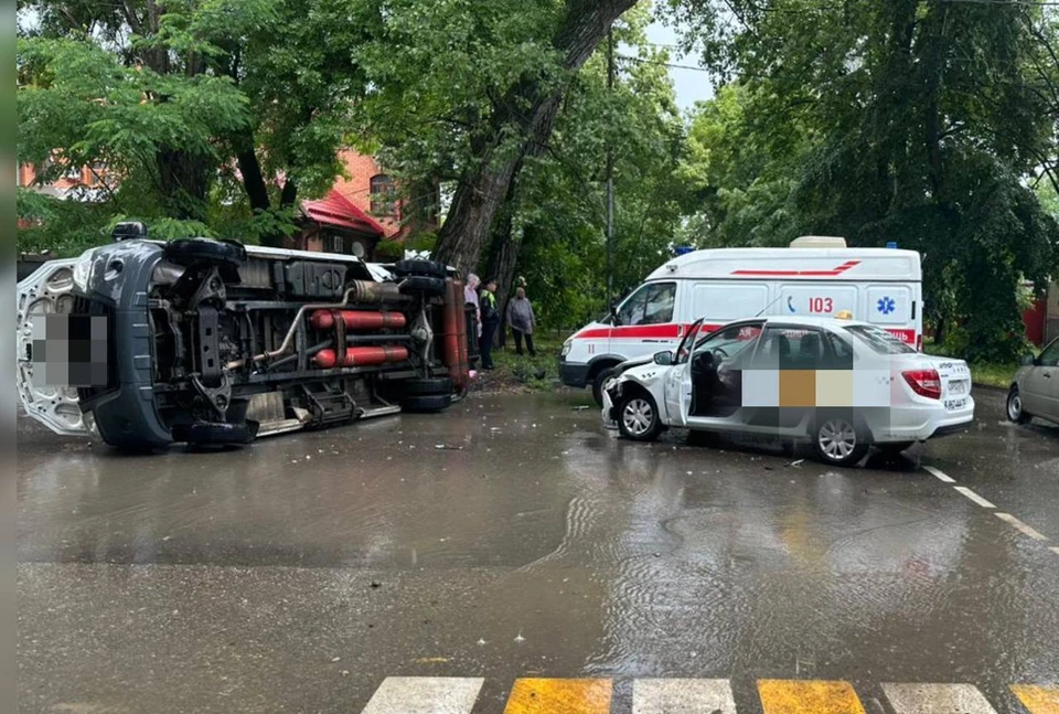 Пенсионерка получила травмы в аварии с маршруткой в Ессентуках0