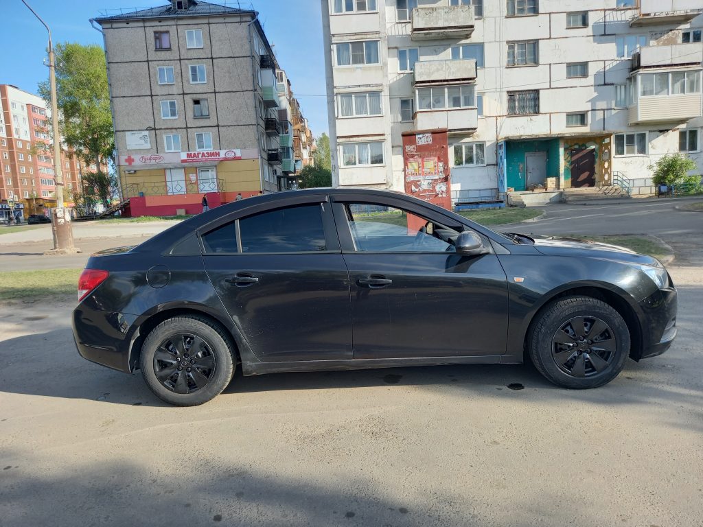 «Перепродал и заработал кучу денег»: какую машину и где можно дешевле купить в России, и где дороже продать