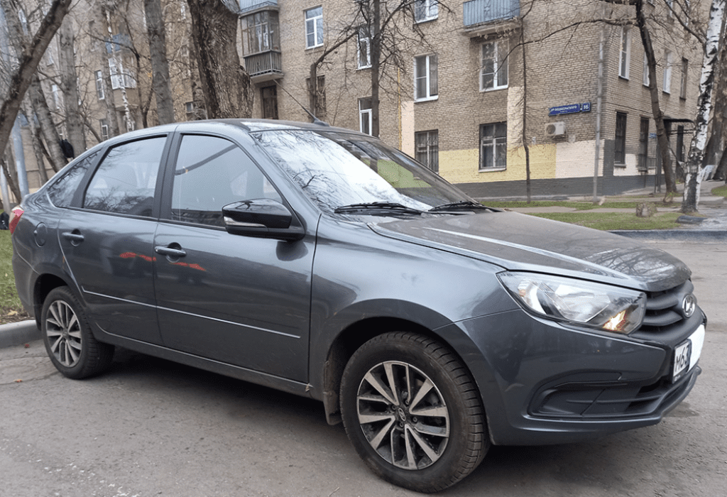 «Перепродал и заработал кучу денег»: какую машину и где можно дешевле купить в России, и где дороже продать
