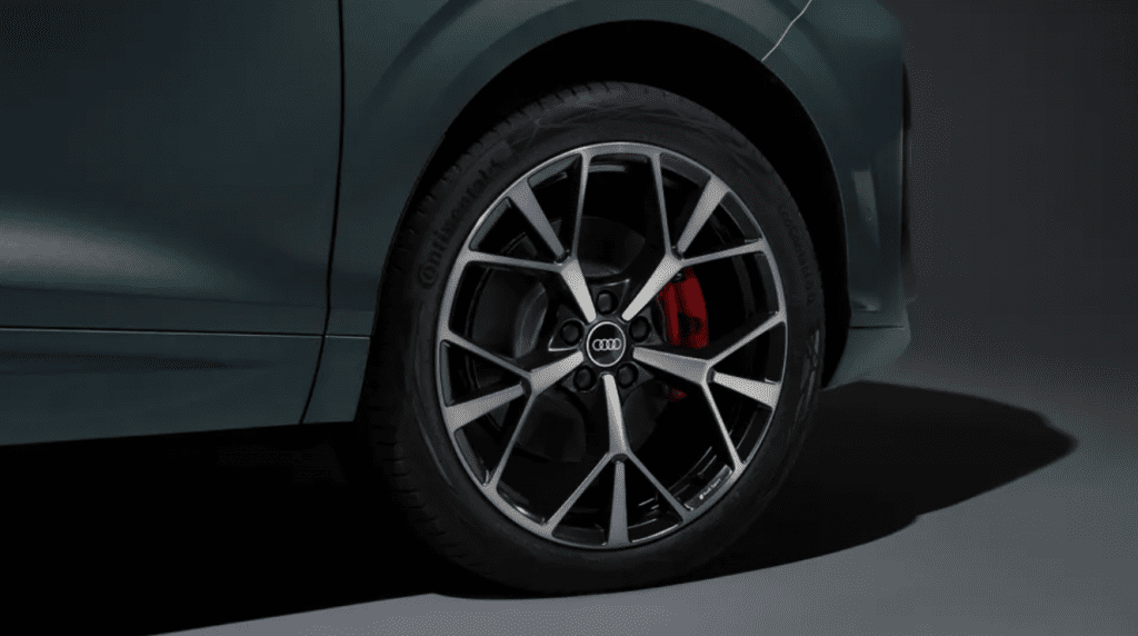 Представлен новый Audi Q3: кроссовер дебютирует в третьем поколении. Обзор новинки 2025 года