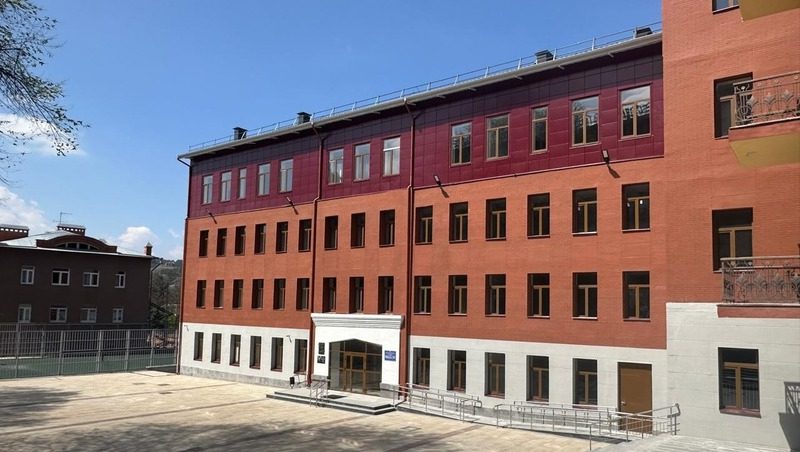 Реконструкцию школы завершили в Кисловодске
