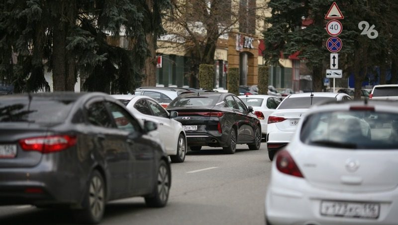 Семь светофоров Ставрополя подключат к интеллектуальной транспортной системе