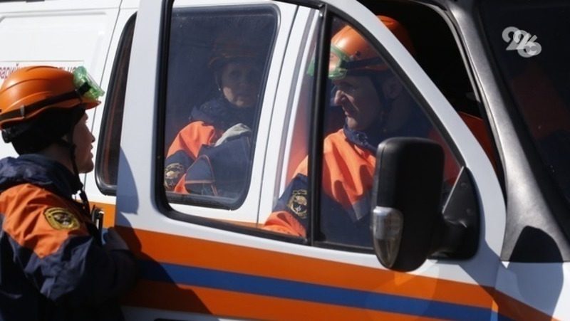 Спасатели в поисках упавшего с моста мальчика в Дагестане обследовали 27 км реки