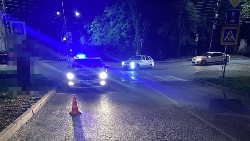 В Кисловодске сбили пешехода, переходившего дорогу в неположенном месте