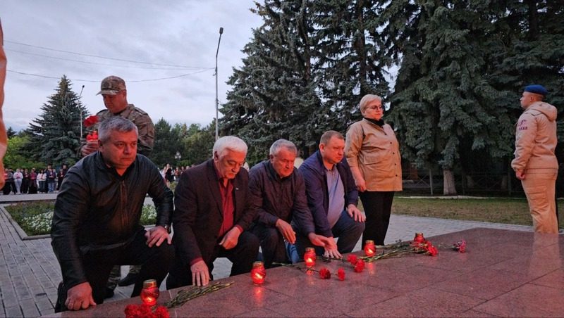 В Предгорном округе зажгли 1 тыс. свечей в память о погибших в ВОВ