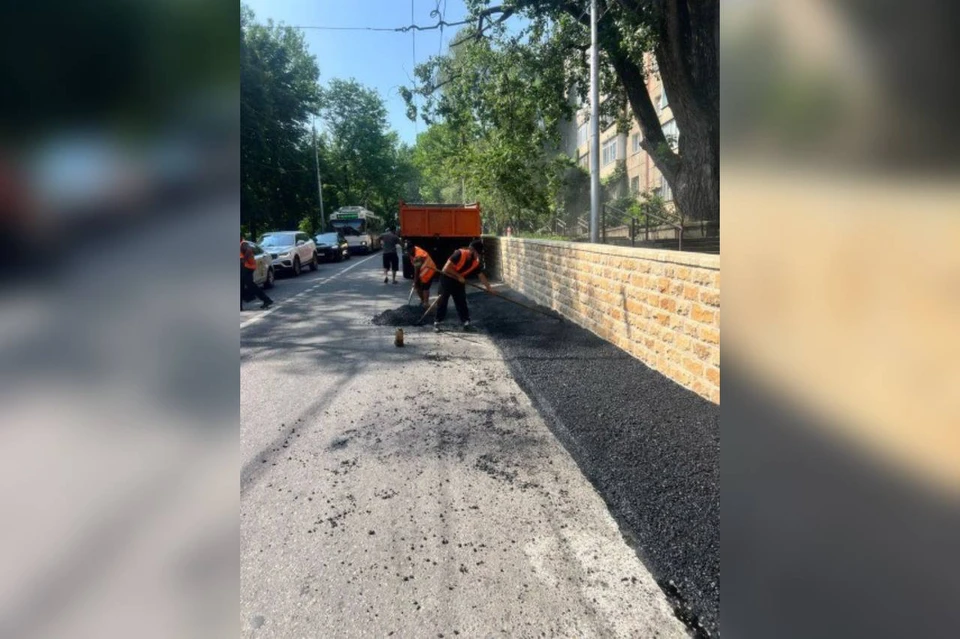 В Ставрополе продолжается ремонт подпорной стены на улице Льва Толстого0