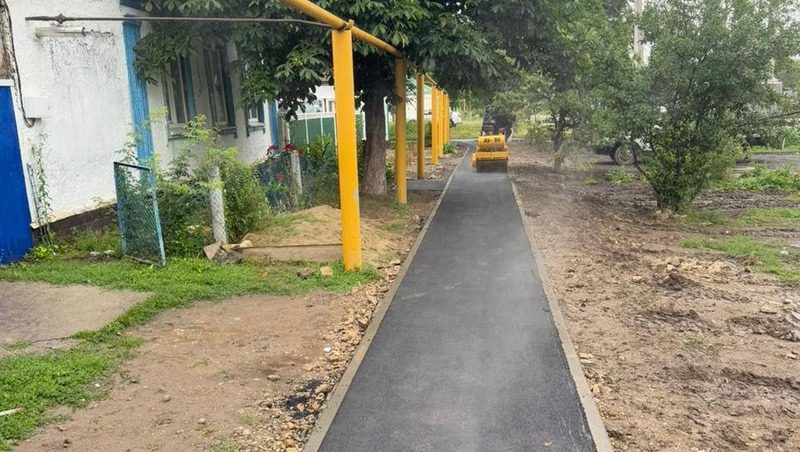 В Труновском округе продолжается обновление дорог