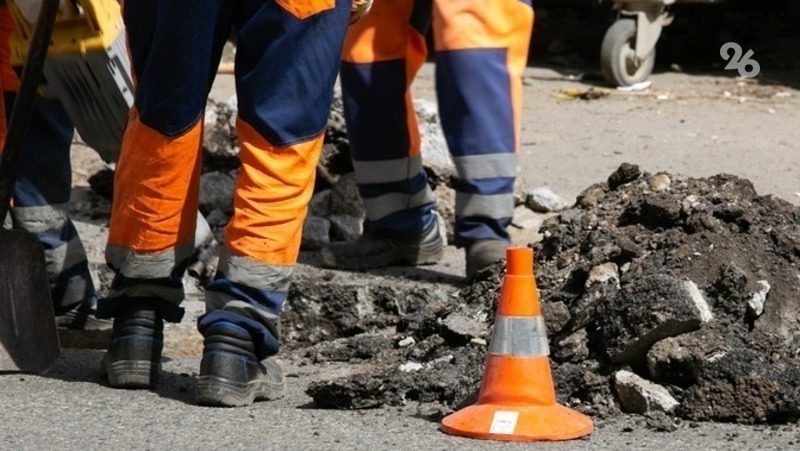 В Труновском округе ремонтируют два дорожных участка