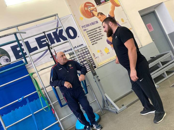Ветераны СВО из Осетии примут участие в Кубке «Защитники Отечества» по армрестлингу в Гатчине  Ставрополь (Кавказ)1