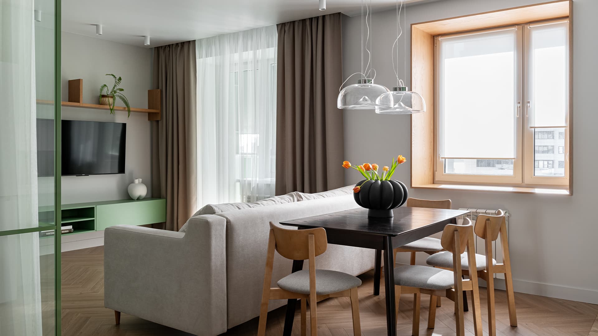 Пастельные оттенки в интерьере небольшой семейной квартиры — проект LR Design Atelier