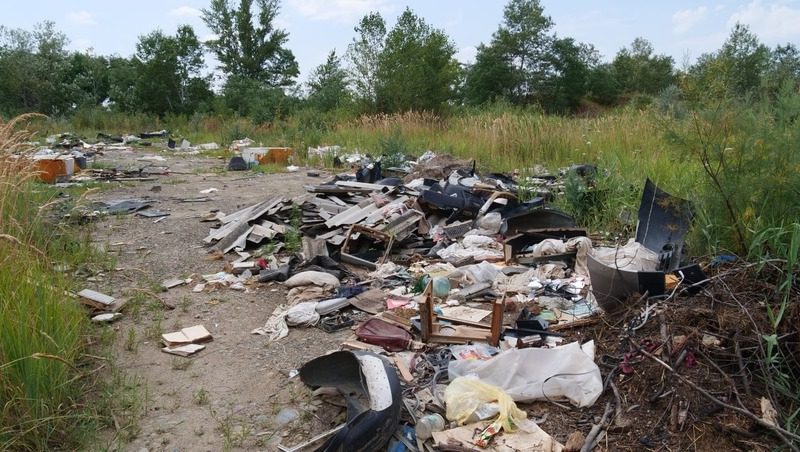 300 тонн отходов нашли на несанкционированной свалке в Кочубеевском округе