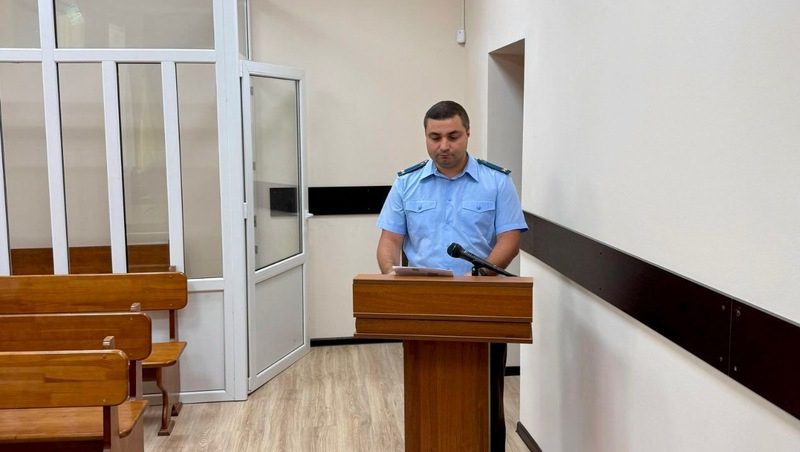 Бывшую чиновницу незаконно наняли на работу в Железноводске