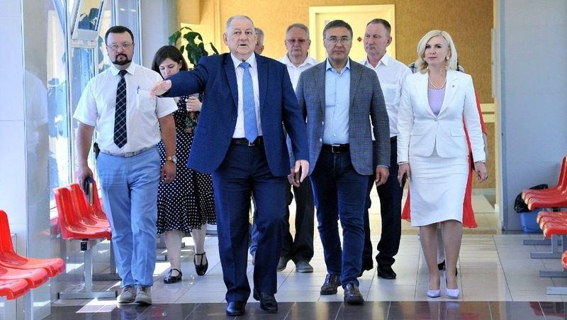 Глава минобрнауки России посетил университет в Пятигорске