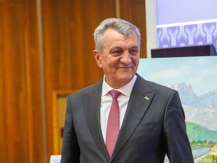 Глава Северной Осетии поздравил земляков с Днём Хетага