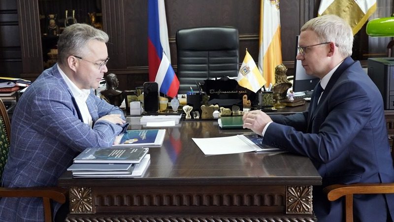 Губернатор Владимиров обсудил реализацию соглашения со Сбербанком на Ставрополье