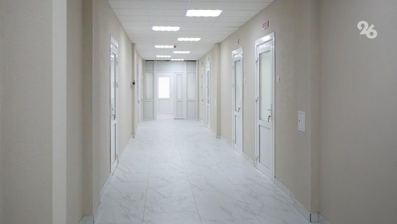 Капитальный ремонт поликлиники в Арзгире завершат в ноябре 2025 года