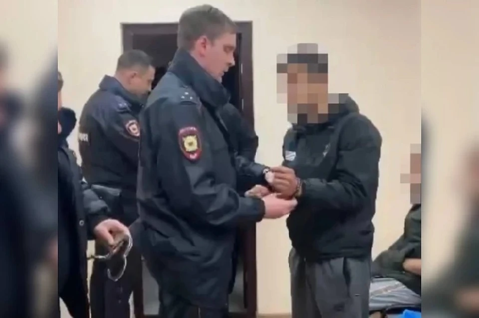 На Ставрополье сроки получили четверо осквернивших Вечный огонь вандалов0