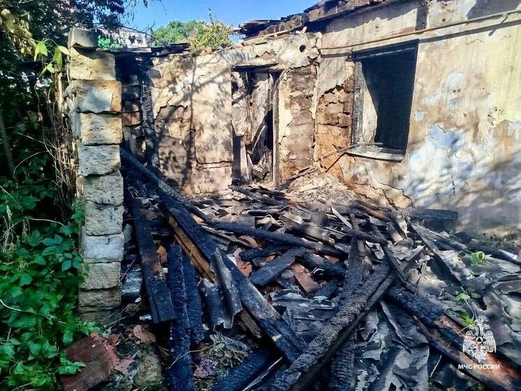 Огнеборцы спасли пенсионерку из огня в Ставрополе