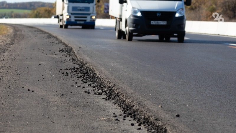 Ремонт 6 км транзитной автодороги на Ставрополье провели наполовину