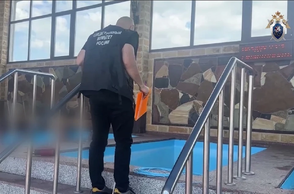 Следователи заинтересовались случаем ранения ребенка в бассейне на Ставрополье0