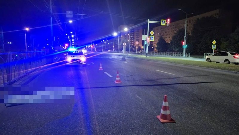 В Ставрополе насмерть сбили мужчину, переходившего дорогу на красный свет