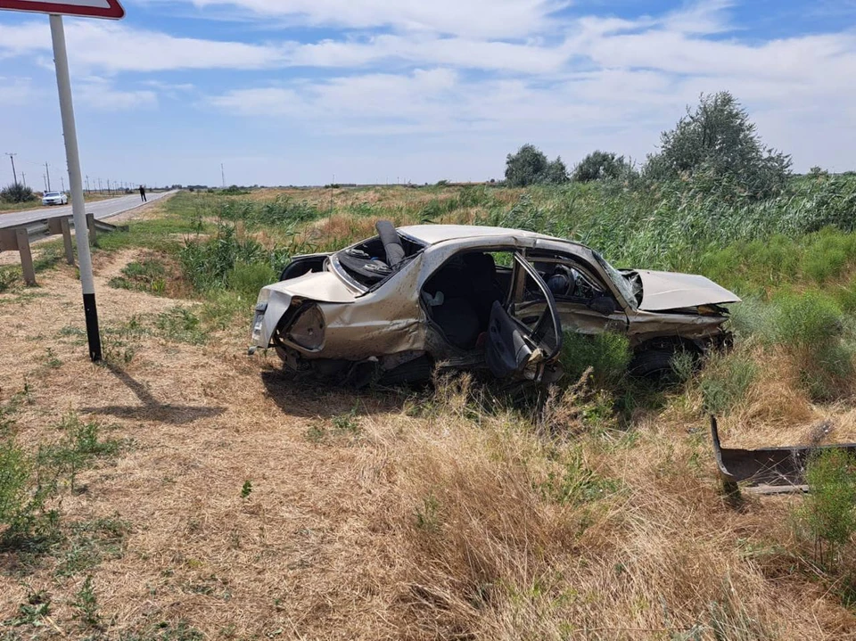 Водитель погиб после съезда с дороги на Ставрополье0