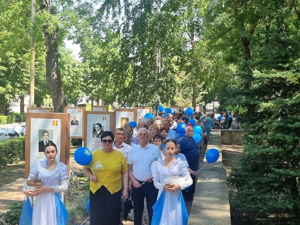 Всероссийский Парад семьи прошел на Ставрополье 8 июля0