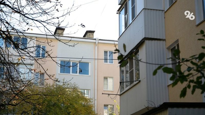 Жильцы многоквартирного дома в Краснодаре собирают вещи для дочери соседки