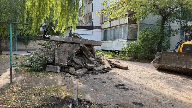 Дворовые территории ремонтируют в Кисловодске