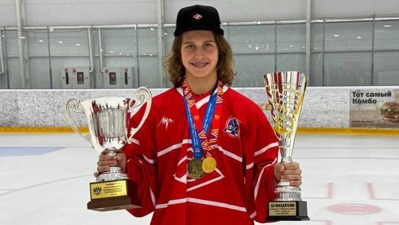 Хоккеист из Невинномысска стал победителем Чемпионата России