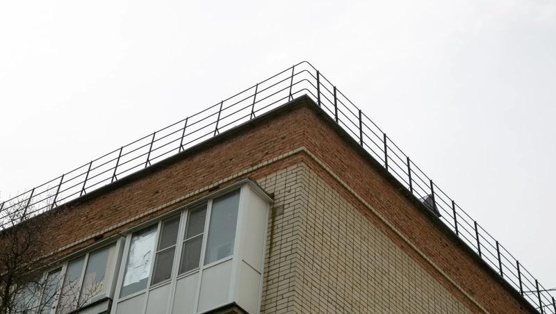 Капремонт крыш двух МКД завершили в Будённовском округе