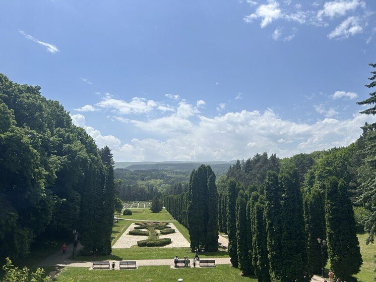 Кисловодск стал лидером в России по бронированию поездок в горы летом