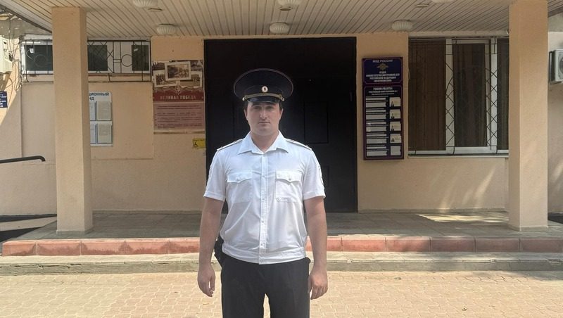 Полицейский из Нефтекумского округа нашёл пропавшего трёхлетнего малыша