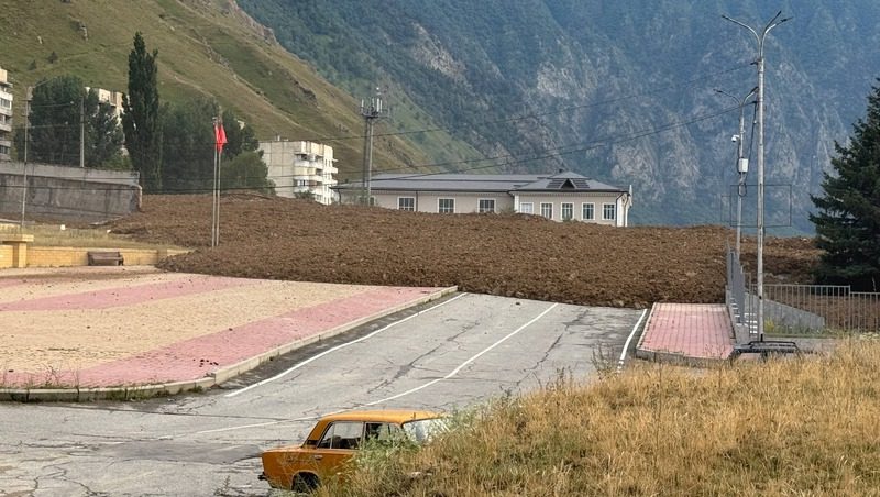 В Тырныаузе Кабардино-Балкарии объявили эвакуацию из-за схода селевых масс