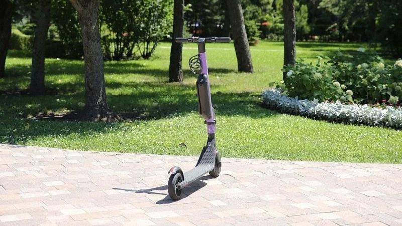 Власти Ставрополя решили не запрещать самокаты, а воспитывать самокатчиков