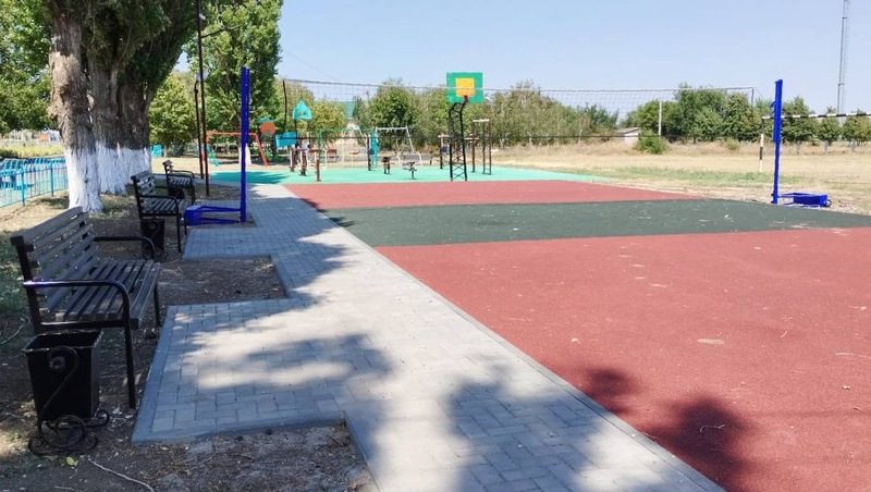 Волейбольную площадку построили в посёлке Новоселицкого округа