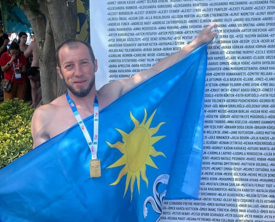 Житель Ставрополья стал межконтинентальным пловцом после заплыва в Босфоре0