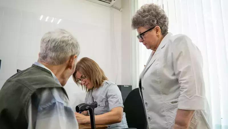 64 пациента осмотрела мобильная бригада медиков в селе на Ставрополье