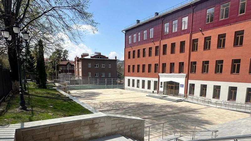 Два корпуса школы №1 Кисловодска сдали в эксплуатацию после реконструкции