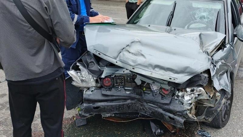 Двое водителей в Минводах попали в больницу после дорожной аварии
