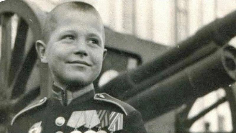 Глава Ставрополья отметил подвиги военнослужащих-земляков Апанасенко и Бельского