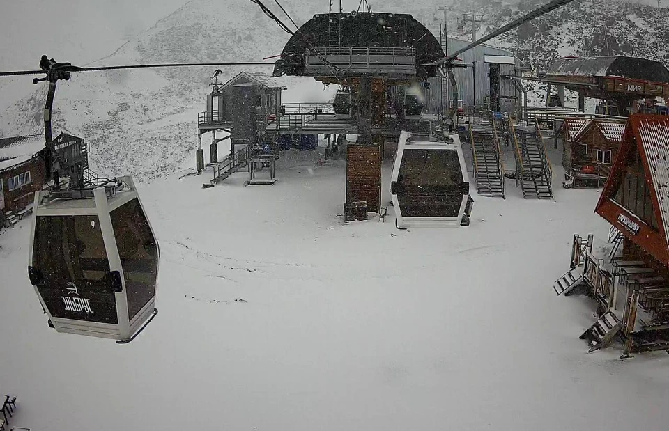 Канатную дорогу «Мир – Гарабаши» на Эльбрусе закрыли из-за сильного ветра0