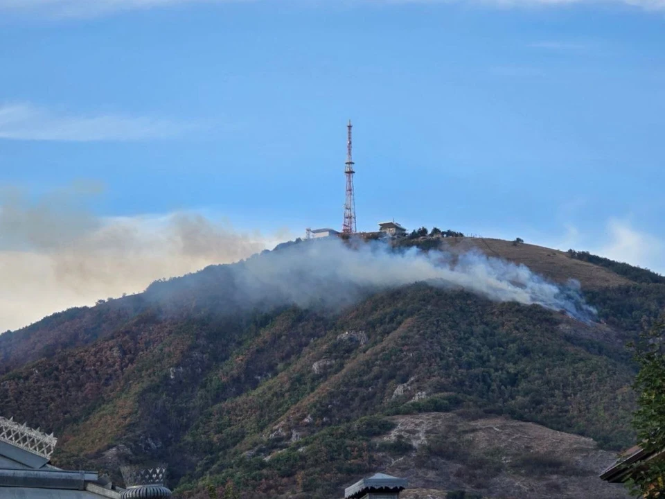 На горе Машук в Пятигорске очевидцы заметили очередной пожар0