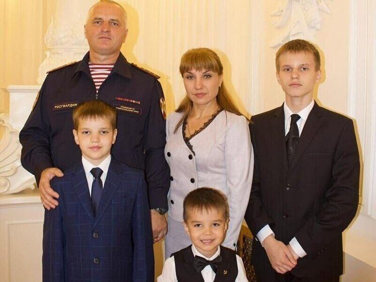 Ставропольская семья представила СКФО на торжественном приеме Росгвардии в Москве