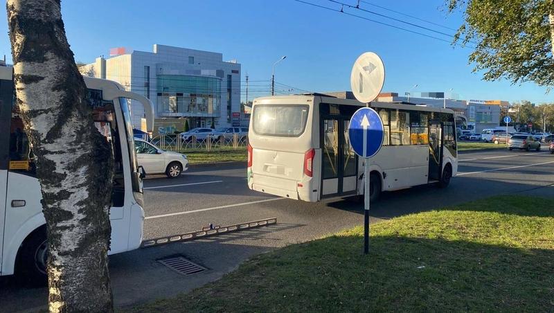 В ДТП с двумя автобусами в Ставрополе пострадали двое детей-пассажиров