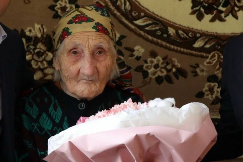 В КЧР 100-летний юбилей отметила вдова участника Великой Отечественной войны0